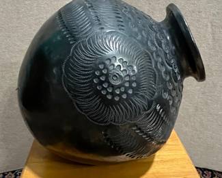 Barro Negro Mexican Pottery Vase with Incised Decoration