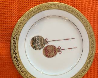Royal Gallery Gold Buffet Faberge Egg Salad Plate