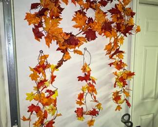 Artificial Autumn Maple Leaf Garland