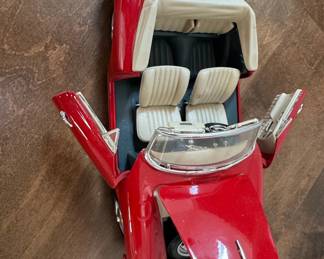 Bburago 1961 Porsche 356B Cabriolet Diecast Model