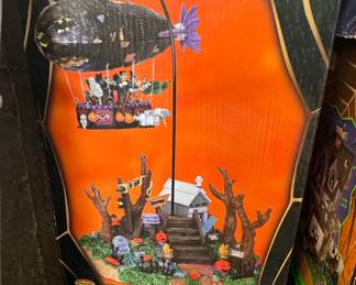 Lemax Spooky Town Dreaded Zeppelin