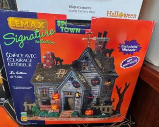 Lemax Spooky Town Vicki's Cattery Signature Collection Michaels Exclusive
