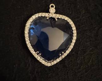 Titanic "Heart of the Ocean" Style Blue Crystal Pendant