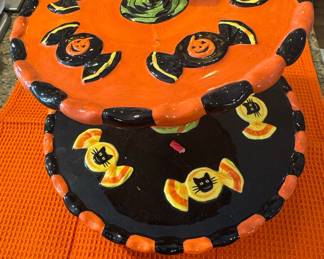 Halloween Themed Two-Tiered Ceramic Serving Tray with Jack-o'-lanterns and Black Cats