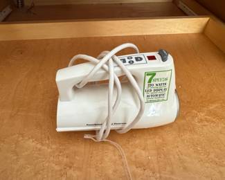 Cuisinart PowerSelect 7-Speed Electronic Hand Mixer