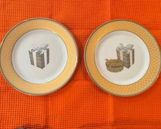 Lenox Holiday Gift Collection Accent Plates - Set of 2