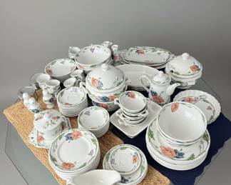 Villeroy & Boch Amapola Dinnerware Set