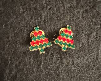 Vintage Gold Tone Red and Green Rhinestone Christmas Tree Clip-On Earrings