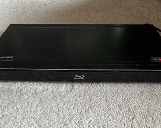 LG BD570 Smart Blu-ray Disc Player