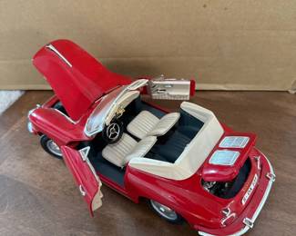 Bburago 1961 Porsche 356B Cabriolet Diecast Model