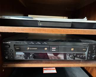Sony RCD-W500C 5-Disc CD Changer and Recorder