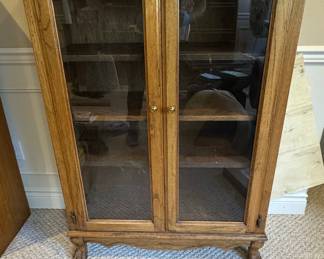Vintage Oak Curio Cabinet with Arched Glass Doors and Ball-and-Claw Feet