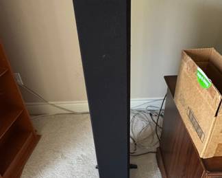 Definitive Technology BP9040 Bipolar Tower Speaker
