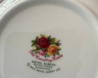 Royal Albert Old Country Roses Saucer