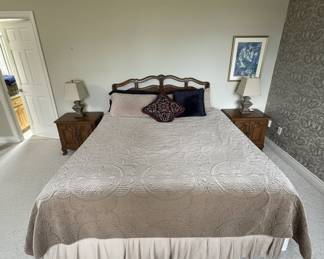 Vintage Traditional Bedroom Suite