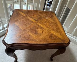 Vintage Henredon French Provincial Burl Wood Marquetry End Table
