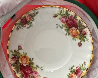Royal Albert Old Country Roses Saucer
