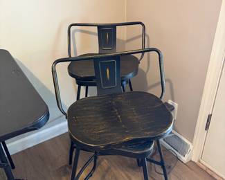 4 Matching Metal swivel Bar stools