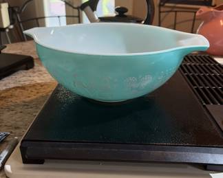 Vintage Cinderella Pyrex