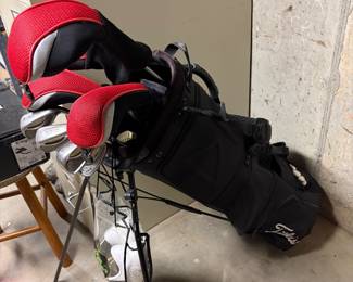 Mens and women's golf clubs, Callaway/Titleist