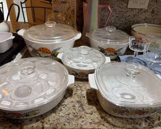 Vintage Pyrex Mushroom set