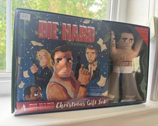Doogie Horner & Insight Editions "A Die Hard Christmas Gift Set" (New in Box)