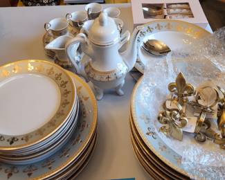 GNA Fine Porcelain