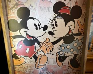 Artissimo Mickey and Minnie Holding Hands Wood Wall Decor