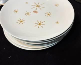 Royal China Star Glow Atomic Starburst Dinner Plates