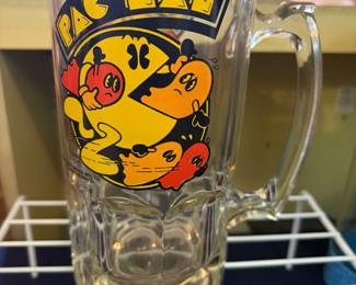 Vintage Pac-Man glass tumbler