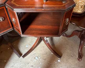 Federal Style Octagonal Drum Table with Lion Head Pulls