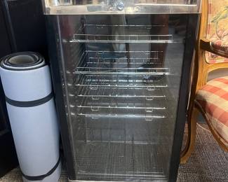 Beverage cooler