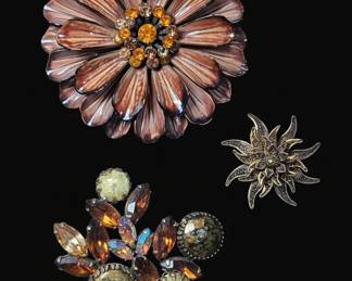 MidCentury Root Beer Rhinestone Flower Brooch Assortment