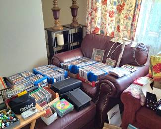 Lots and Lots of Dvds and Blu-rays Here!