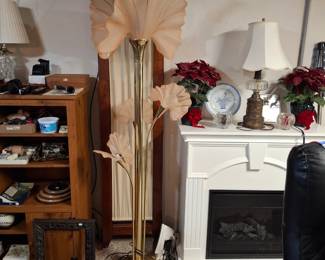 Hibiscus Floor Lamp! Very Cool!