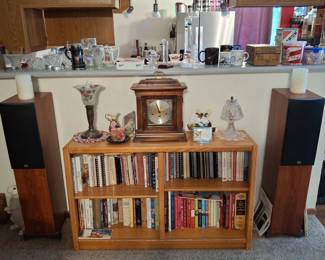 Nice Oak Bookcase, Lots of Cookbooks and a Very Nice Howard Miller Clock!