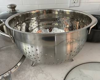 Kitchen items 