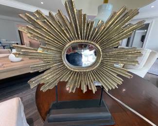 Decorative atarburst