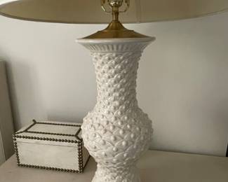 Porcelain lamp