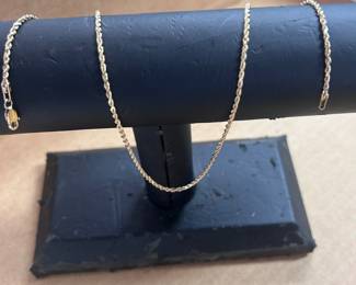 18" 14K gold chain