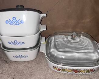 Selection of the Corning  ware serving dishes.