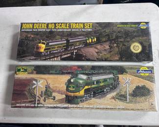 Athearns John Deere HO scale train sets still in the original box and shrink wrap