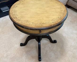 F28 - $65. Round Side Table with Single Drawer. Measures 28" round, 29.5" tall.