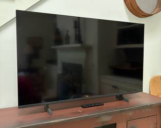 F15 - $125. Samsung 43" TV. Crystal UHD 4K Smart Tizen TV. Manufactured May 2025. Model UN43U8000FF