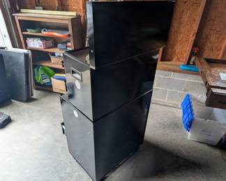 F114 - $200. Craftsman Tool Chest & Rolling Tool Cabinet.