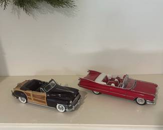 F122 - $25. Lot of Franklin Mint Die Cast 1:24 Model Cars.