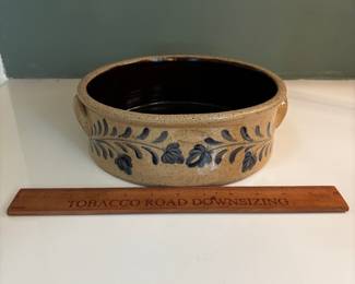 F85 - $30. Vintage Shallow Cake Crock.