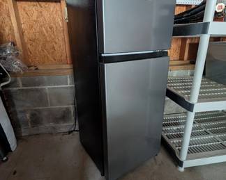F100 - $40. Hisense small dorm size fridge.