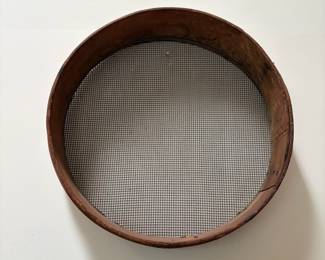 F46 - $50. Antique Bentwood Sifter.