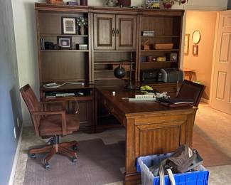 F54 - $150. Large Office Desk - moves in 7 pieces. Located on the 2nd floor - please have help to disassemble & move!